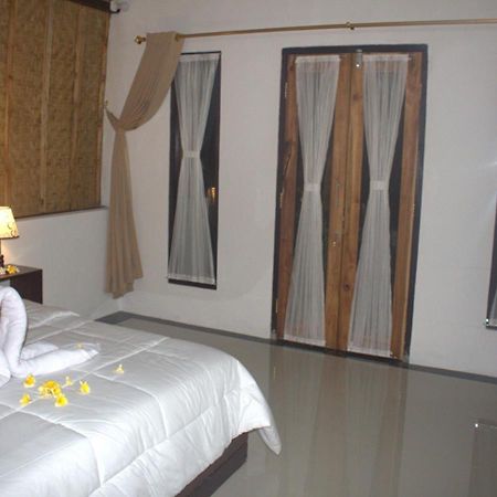 Sebrang Hills Bungalow Ped Luaran gambar